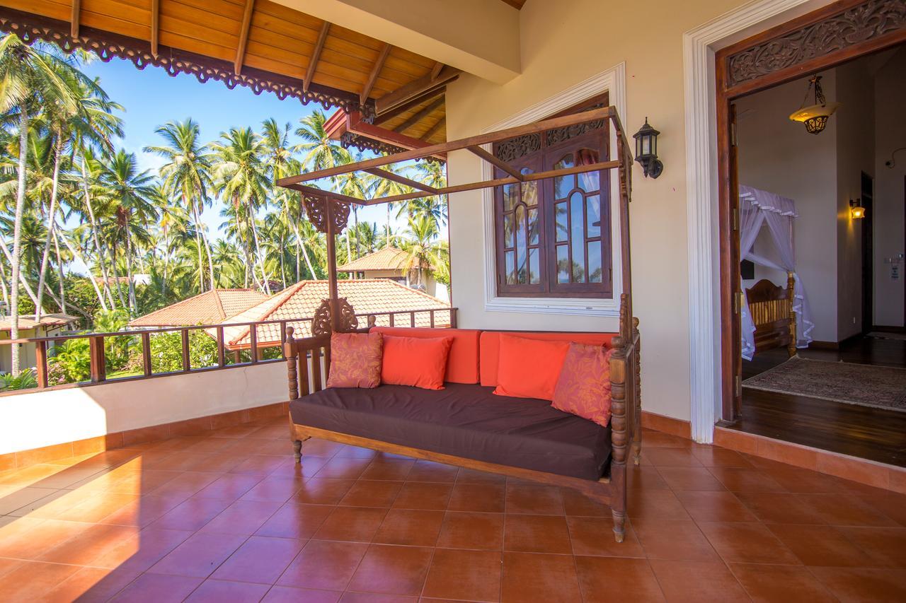 Lanka Beach Grand Villa Rekawa Kültér fotó